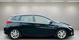 Used 2013 Toyota Auris Icon Black - Interior and Exterior details 18