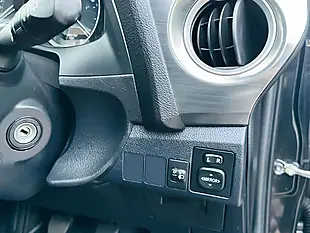 Used 2013 Toyota Auris Icon Black - Interior and Exterior details 9