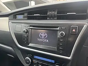 Used 2013 Toyota Auris Icon Blue - Interior and Exterior details 13