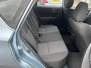Used 2013 Toyota Auris Icon Blue - Interior and Exterior details 15