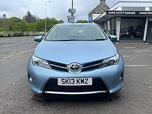 Used 2013 Toyota Auris Icon Blue - Interior and Exterior details 7