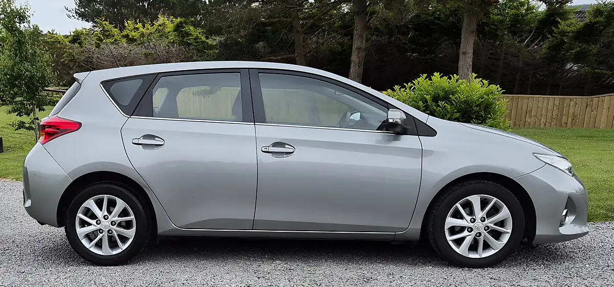 Used 2013 Toyota Auris Icon Grey - Interior and Exterior details 2
