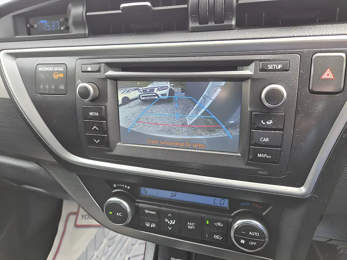 Used 2013 Toyota Auris Icon Grey - Interior and Exterior details 6