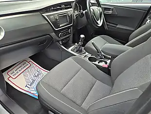 Used 2013 Toyota Auris Icon Grey - Interior and Exterior details 8