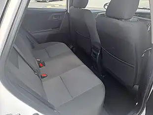 Used 2013 Toyota Auris Icon Pure White - Interior and Exterior details 16