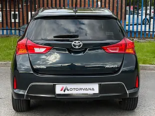 Used 2013 Toyota Auris Sport Grey - Interior and Exterior details 10