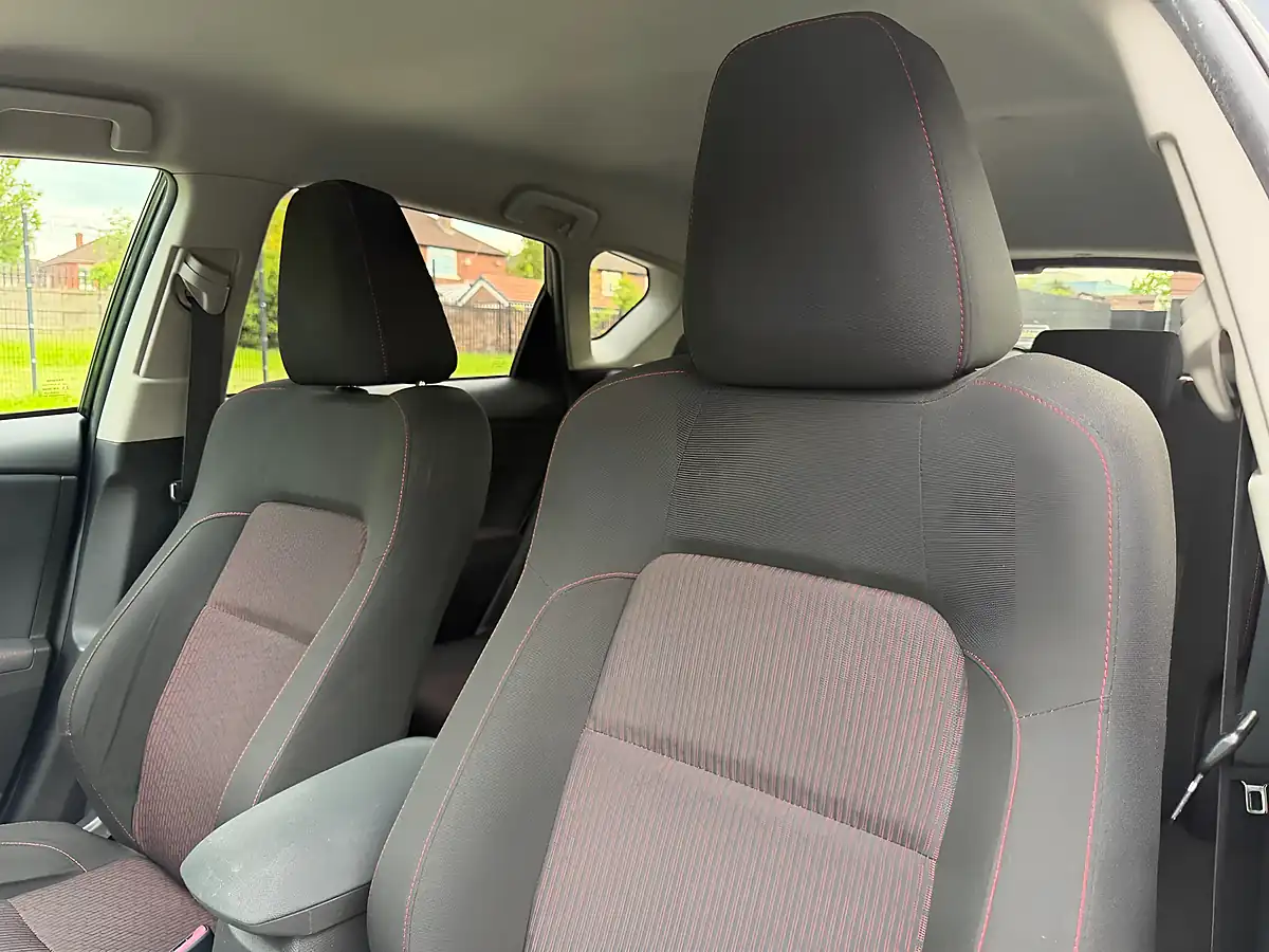 Used 2013 Toyota Auris Sport Grey - Interior and Exterior details 13