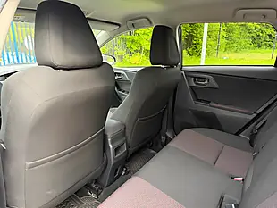 Used 2013 Toyota Auris Sport Grey - Interior and Exterior details 14