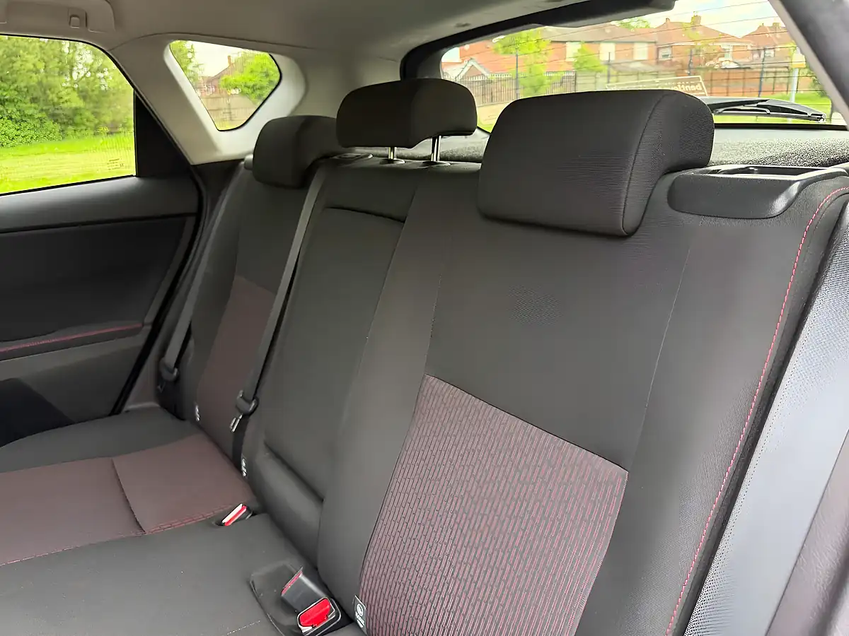 Used 2013 Toyota Auris Sport Grey - Interior and Exterior details 15