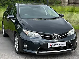 Used 2013 Toyota Auris Sport Grey - Interior and Exterior details 2