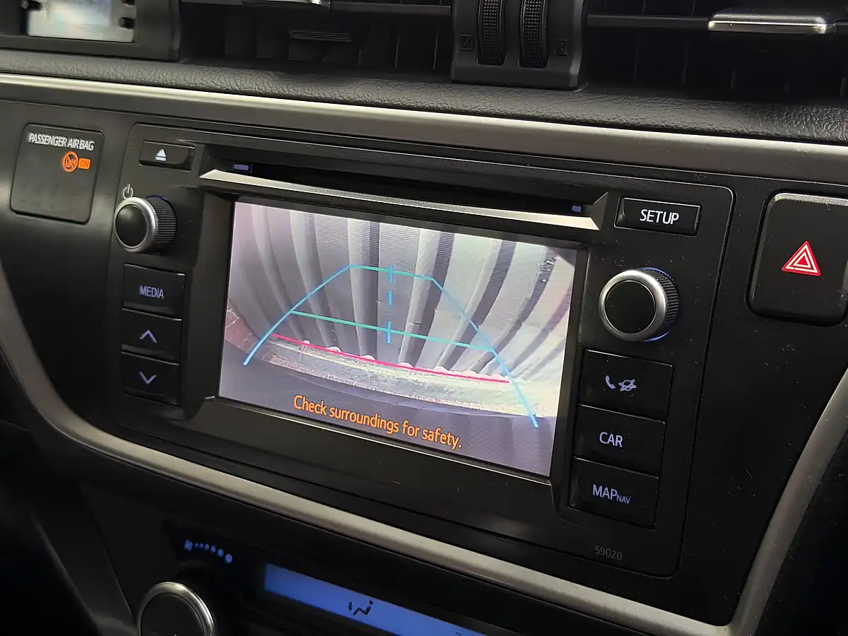 Used 2013 Toyota Auris Sport Grey - Interior and Exterior details 20
