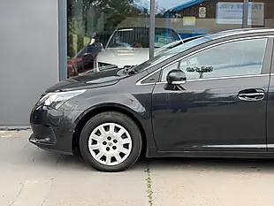 Used 2013 Toyota Avensis Active Tourer Black - Interior and Exterior details 5