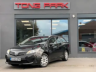 Used 2013 Toyota Avensis Active Tourer Black - Interior and Exterior details 7