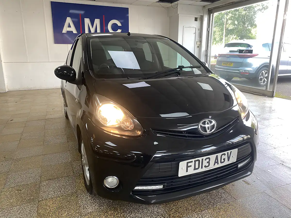 Used 2013 Toyota Aygo Fire Black - Front View