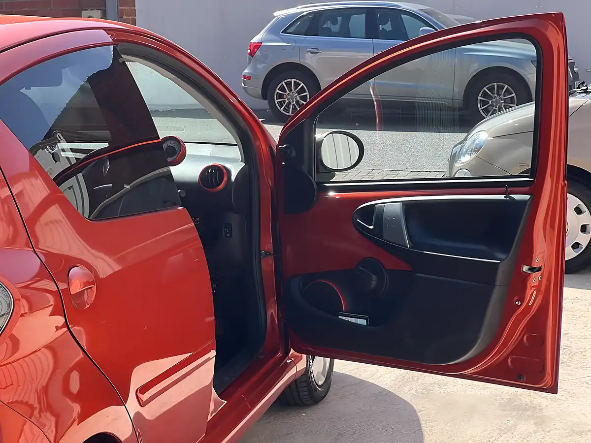 Used 2013 Toyota Aygo Fire Orange - Interior and Exterior details 14