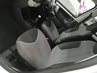 Used 2013 Toyota Aygo Hatchback White - Interior and Exterior details 16