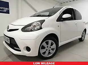 Used 2013 Toyota Aygo Hatchback White - Interior and Exterior details 2