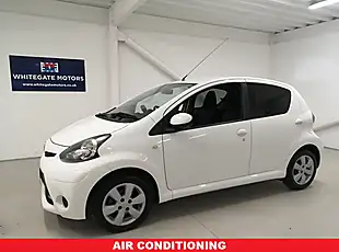 Used 2013 Toyota Aygo Hatchback White - Interior and Exterior details 3