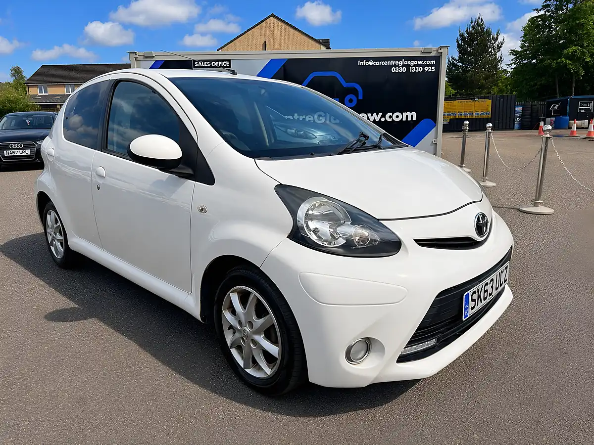 Used 2013 Toyota Aygo - Interior and Exterior details 5