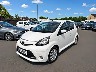 Used 2013 Toyota Aygo - Interior and Exterior details 8
