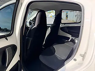 Used 2013 Toyota Aygo Mode White - Interior and Exterior details 16