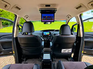 Used 2013 Toyota Estima Aeras Black - Interior and Exterior details 15