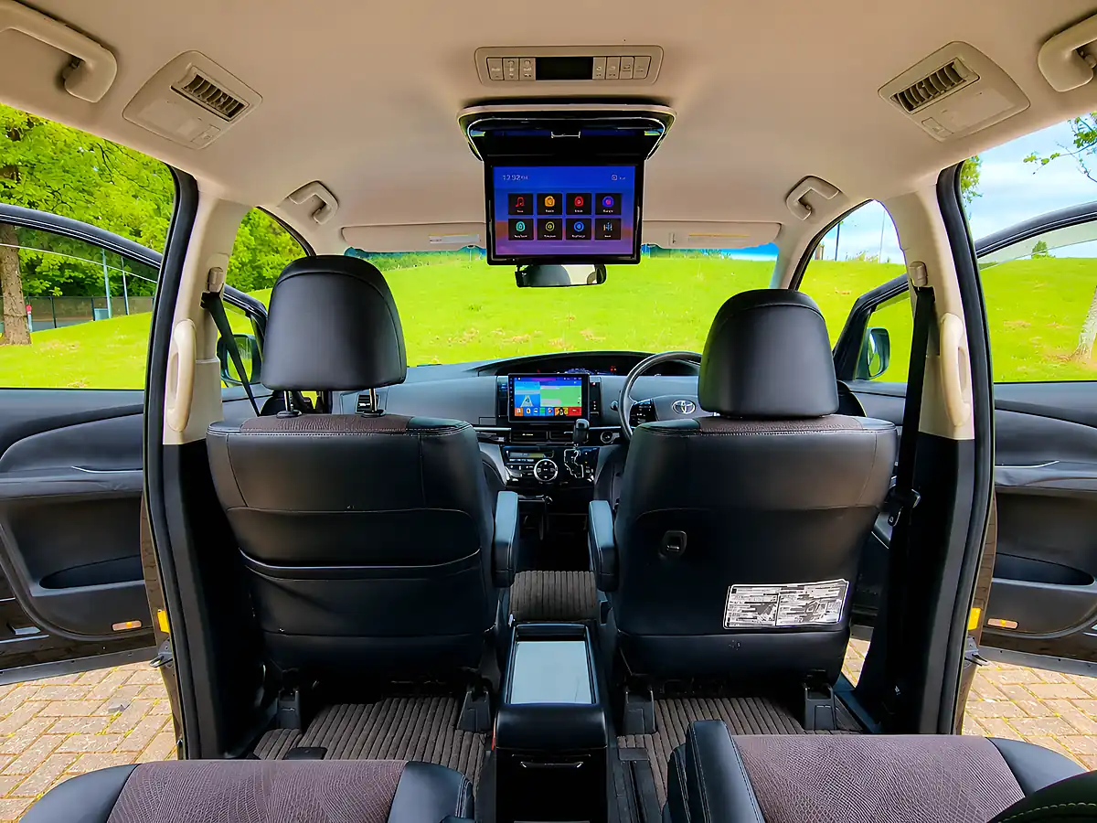 Used 2013 Toyota Estima Aeras Black - Interior and Exterior details 15