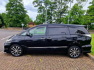 Used 2013 Toyota Estima Aeras Black - Interior and Exterior details 8