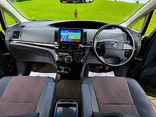 Used 2013 Toyota Estima Aeras Black - Interior and Exterior details 9