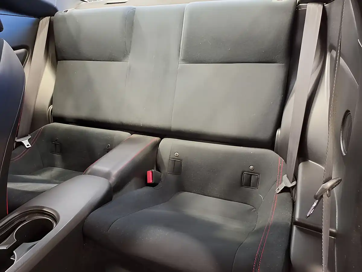 Used 2013 Toyota GT86 Blue - Interior and Exterior details 19