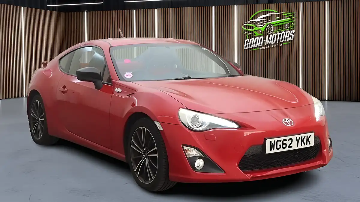 Used 2013 Toyota GT86 Coupe Red - Interior and Exterior details 3
