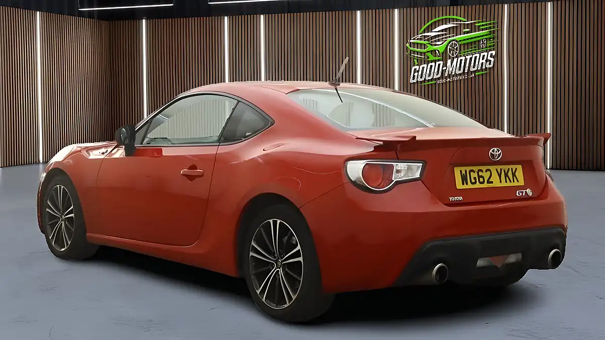 Used 2013 Toyota GT86 Coupe Red - Interior and Exterior details 9