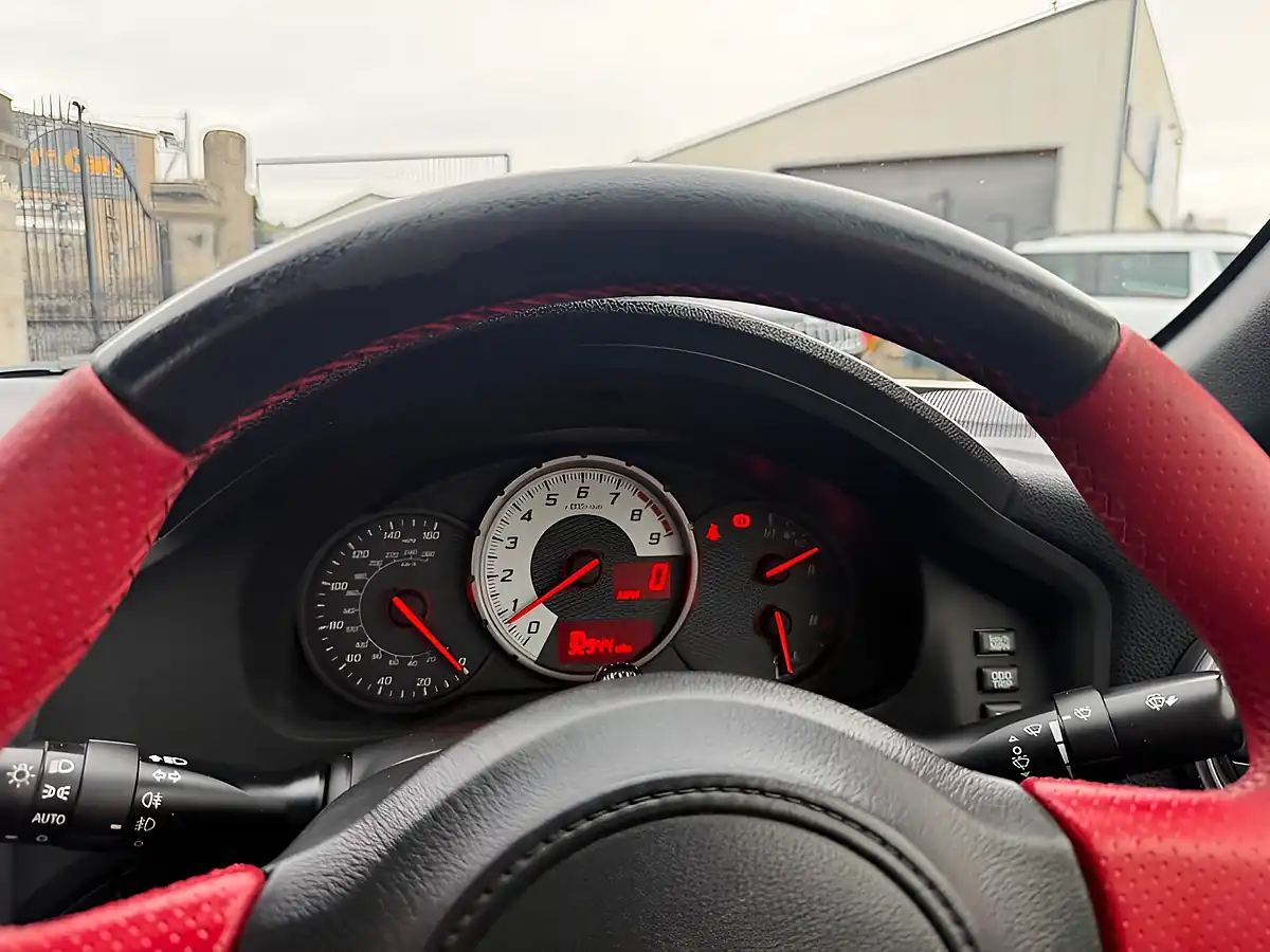 Used 2013 Toyota GT86 Trd White - Interior and Exterior details 20