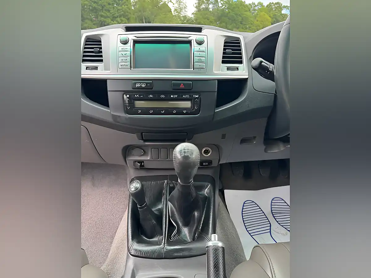 Used 2013 Toyota Hilux Invincible Grey - Interior and Exterior details 13