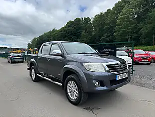 Used 2013 Toyota Hilux Invincible Grey - Interior and Exterior details 2