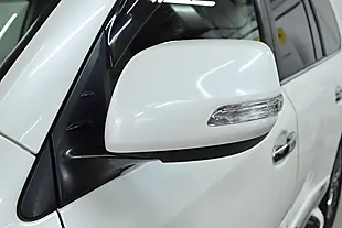 Used 2013 Toyota Land Cruiser V8 Zx Pearl White - Interior and Exterior details 9