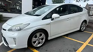 Used 2013 Toyota Prius T Spirit Pearl White - Interior and Exterior details 12