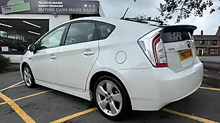 Used 2013 Toyota Prius T Spirit Pearl White - Interior and Exterior details 16