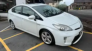 Used 2013 Toyota Prius T Spirit Pearl White - Interior and Exterior details 7