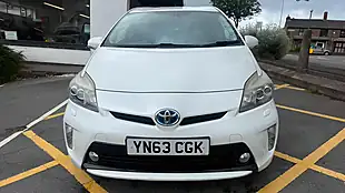 Used 2013 Toyota Prius T Spirit Pearl White - Interior and Exterior details 9