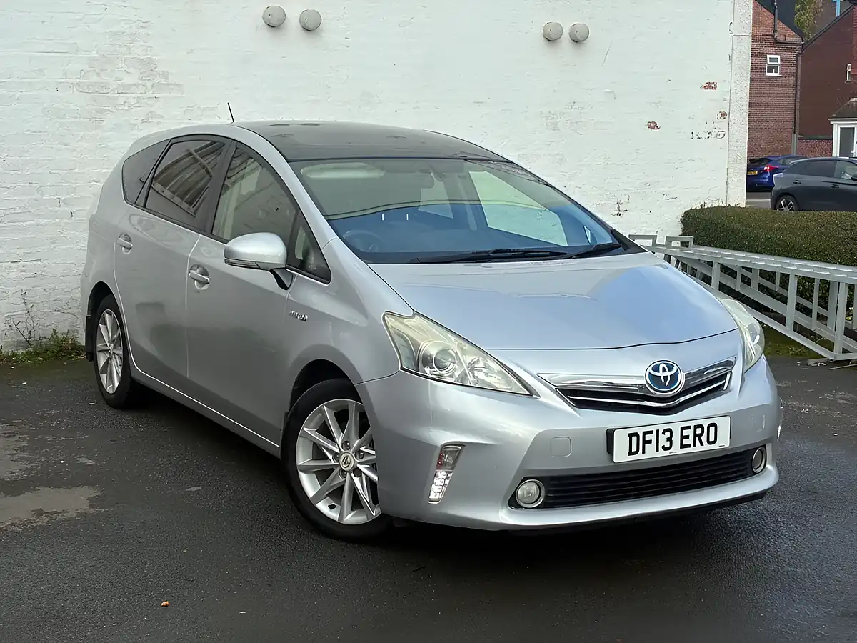 Used 2013 Toyota Prius+ T Spirit Silver - Interior and Exterior details 2