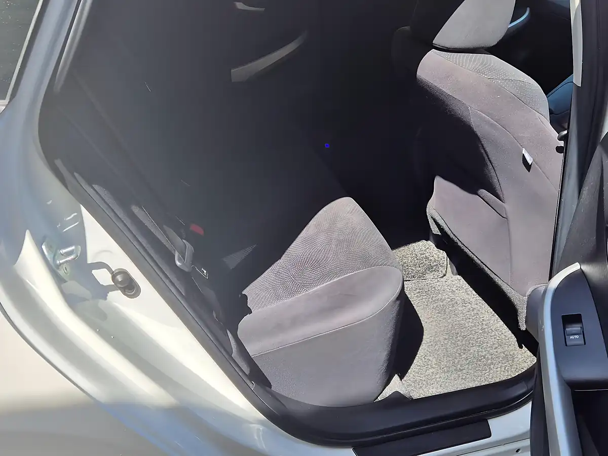 Used 2013 Toyota Prius T Spirit White - Interior and Exterior details 10