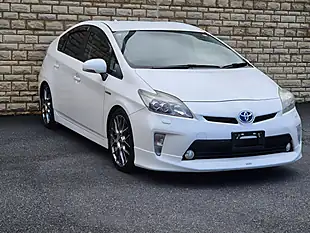 Used 2013 Toyota Prius T Spirit White - Interior and Exterior details 11