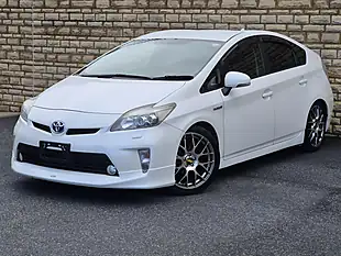 Used 2013 Toyota Prius T Spirit White - Interior and Exterior details 3