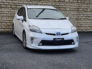 Used 2013 Toyota Prius T Spirit White - Interior and Exterior details 9