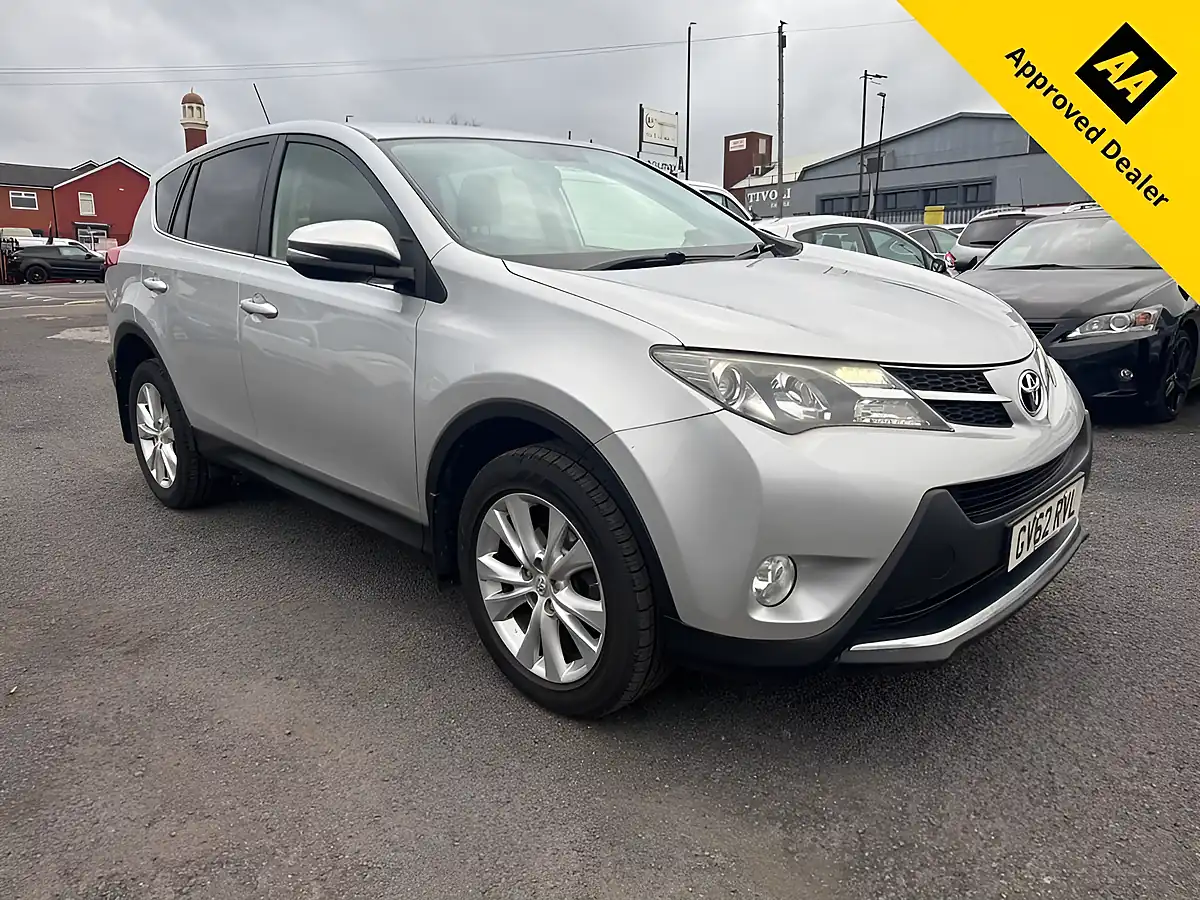 Used 2013 Toyota Rav4 Icon Silver - Front View