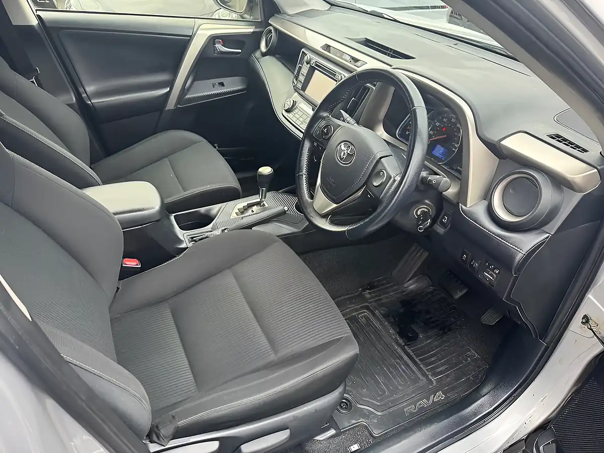 Used 2013 Toyota Rav4 Icon Silver - Interior and Exterior details 10