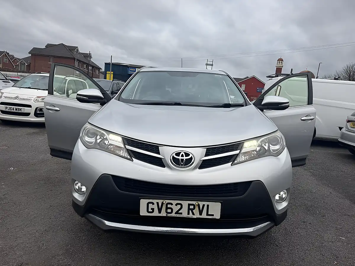 Used 2013 Toyota Rav4 Icon Silver - Interior and Exterior details 3