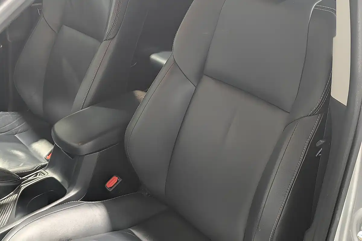 Used 2013 Toyota RAV4 Invincible Silver - Interior and Exterior details 20