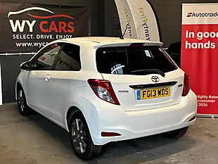 Used 2013 Toyota Yaris Sr White - Interior and Exterior details 5